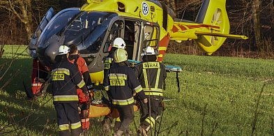Wypadek w zakładzie pracy - pracownik przetransportowany śmigłowcem-82847