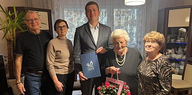 Wyjątkowe spotkanie z Jubilatką. 102 lata Pani Stanisławy!-84506