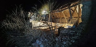 W Jerce zawalił się budynek gospodarczy. Świnie uwięzione pod gruzami-85353