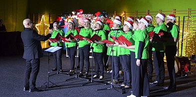 Świąteczne widowisko w Książu Wlkp. Wielki finał roku w Centrum Kultury-85651
