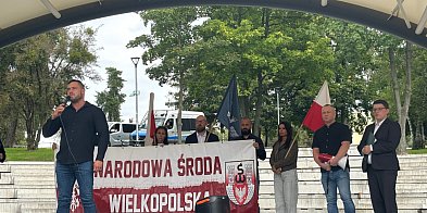 Protest na Plaży Miejskiej w Śremie-83002