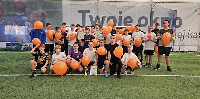 Sport przeciw przemocy. Uczniowie z SP 1 zagrali z prze-84173