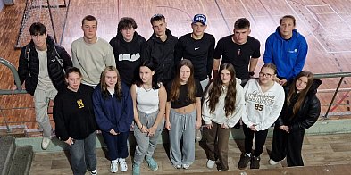 Sukces śremskich pływaczek. Zespół Szkół Politechnicznych z awansem do finału woje-84215