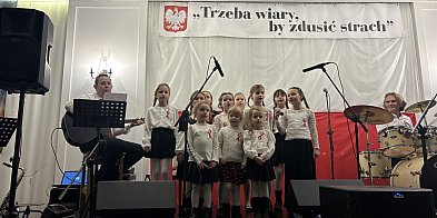 "Trzeba wiary, by zdusić strach" - popołudnie pieśni pa-84269