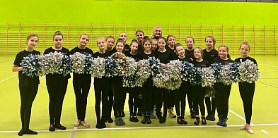 Mażoretki Błysk wchodzą w nowy sezon. Intensywne trenin-84425