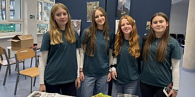 Wielkie serce dla schroniska w Gaju. Społeczność SP4 w-84699