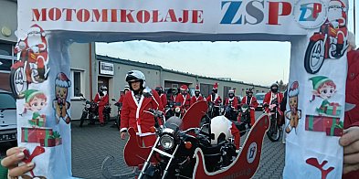 "MotoMikołaje" wyruszyły czynić dobro w  Śremie! Ucznio-85341
