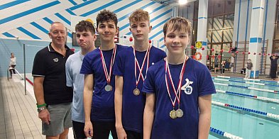 Kapitalny występ pływaków Wodnika Śrem! 32 medale na Mikołajkowych Zawodach-85401