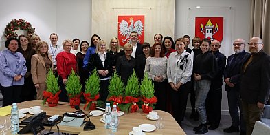 Świąteczne podsumowanie - Burmistrz spotkał się dyrekto-85446