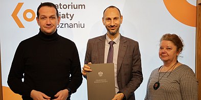 Prestiżowe wyróżnienie dla dyrektora z Dolska. - Bartos-86119