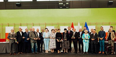 Samorządowy rok pod lupą - Jak pracowała Rada Miejska w-86221