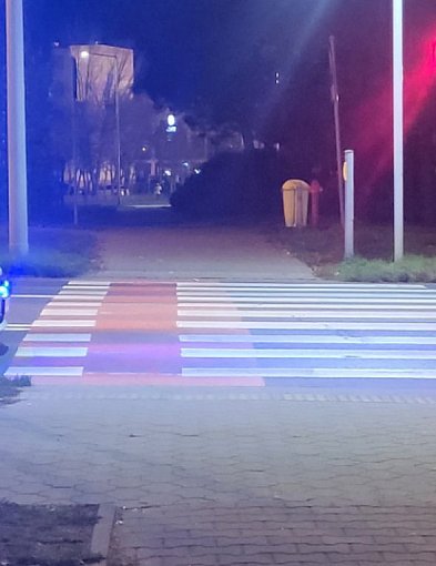 Potrącenie rowerzysty na przejściu dla pieszych przy ul. Grunwaldzkiej i Zamenhofa-84350