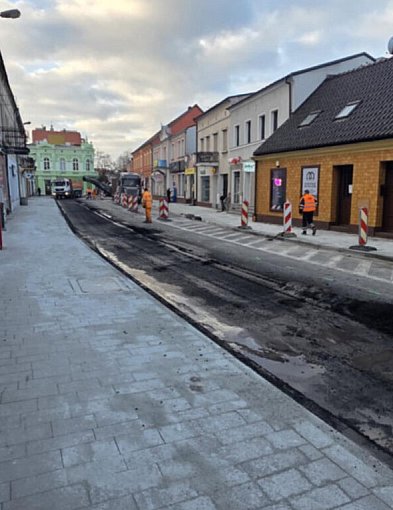 Remont w centrum Gostynia. Kierowcy muszą poczekać jeszcze tydzień-84575