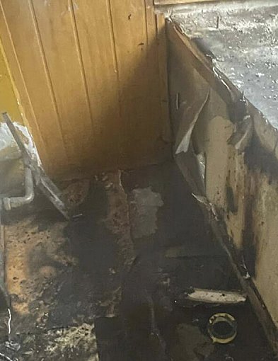 Ogień w mieszkaniu w Krzywiniu - ewakuacja 7 osób-84972