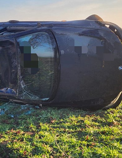 Dachowanie w okolicach Łuszkowa - 21-latek w szpitalu-85134