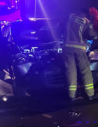 Kolizja dwóch samochodów na ul. Gostyńskiej-85527