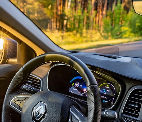 Masz to auto w garażu? Producent natychmiast wzywa na kontrolę!-83074