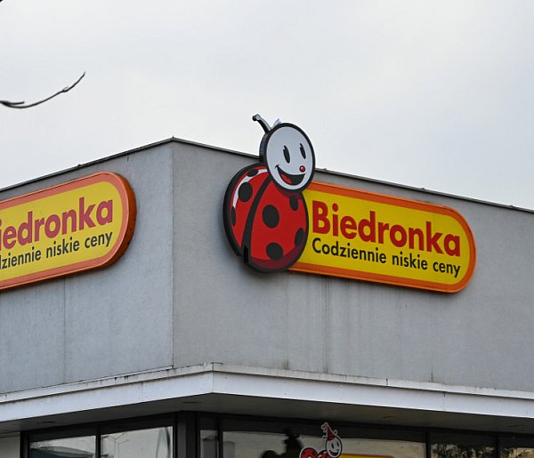 Nowe rozwiązanie w popularnej sieci. Ma ułatwić codzienne zakupy-83597