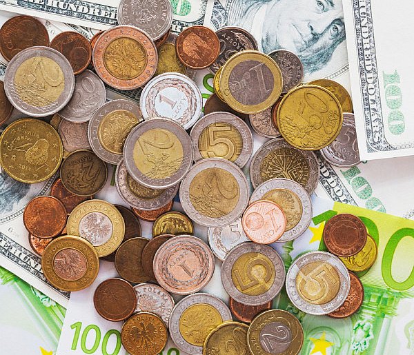 Koniec znanego kantoru internetowego. Co z poszkodowanymi po upadłości?-83931