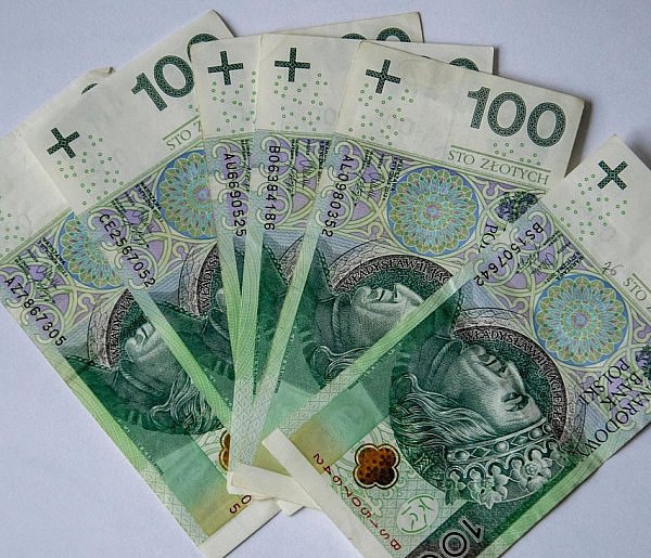 Alimenciarze zalegają miliardy złotych. Płacimy za nich wszyscy-83972