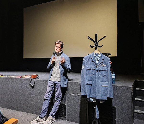 Spotkanie z historią i pasją. Arkady Fiedler oczami wnuka - o autorze "Dywizjonu 3-84206