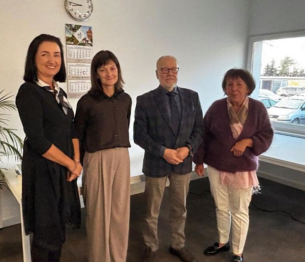 Dzień Pracownika Socjalnego. Uroczyste podziękowania w CUS w Śremie-84611