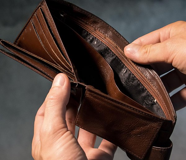 Twój przelew może "utknąć" na 5 dni. Lepiej sprawdź, zanim go wyślesz-85523