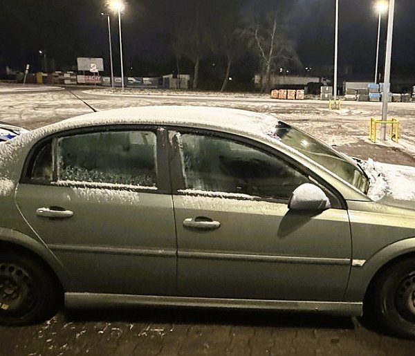 Pijany 26-latek w Oplu bez zderzaka i ważnego badania technicznego-85828