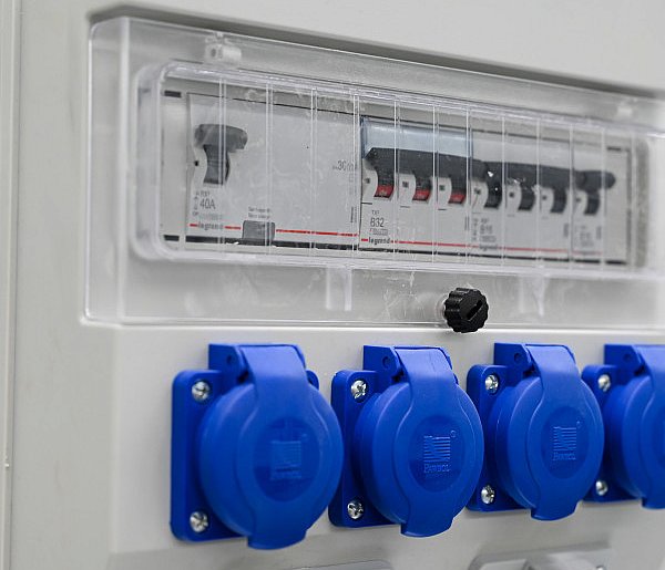 Dostawcy prądu pod presją. Te zmiany odczują odbiorcy-85888