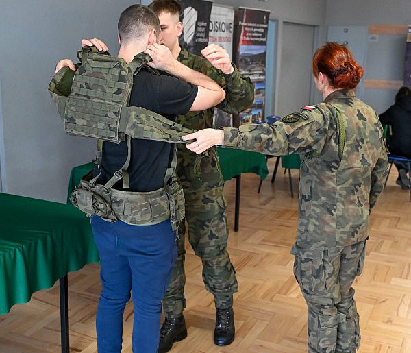 Wojsko wzywa Polaków na komisje. Chodzi głównie o te roczniki-86065