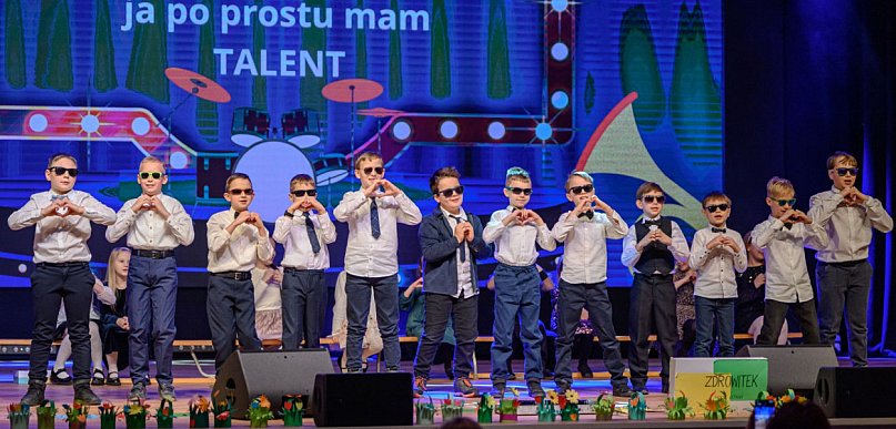 Młode talenty, uśmiech i wzruszenie - Dzień Babci i Dziadka w śremskim KCEK