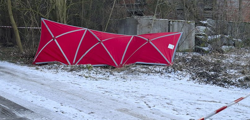 Tragiczny finał poszukiwań w Starym Dębcu. Ustalono przyczyny śmierci 75-latka