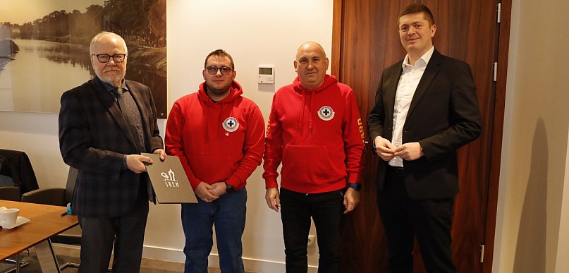 Bezpieczeństwo nad wodą priorytetem - Burmistrz podpisał kluczową umowę