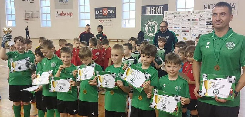 Intensywny weekend UKS Śrem - Przegląd boiskowych wydarzeń