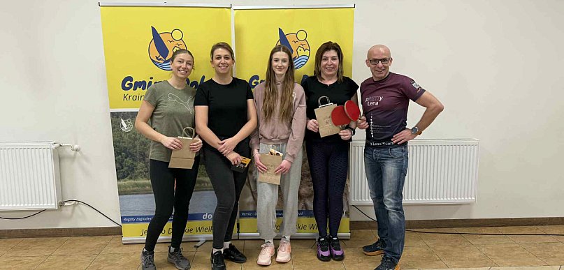 Zimowy Turniej Tenisa Stołowego w Dolsku - Emocje przy stołach!