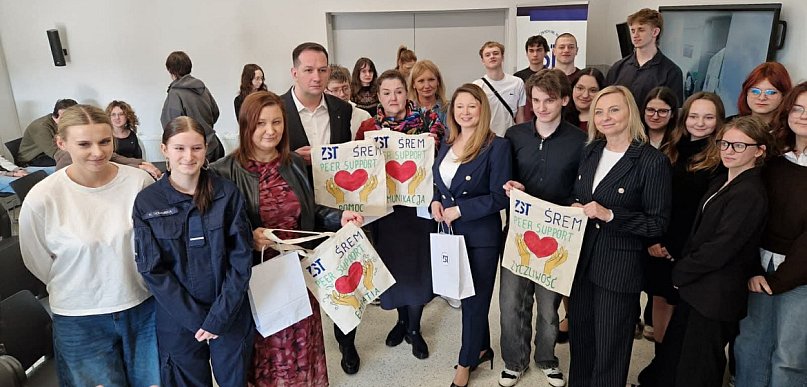Ministerstwo i Kuratorium w śremskim ZST! Szkoła w elitarnym gronie projektu