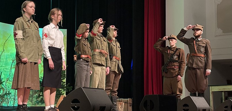 Poruszająca historia w KCEK - Premiera spektaklu „INKA. Zachowałam się jak trzeba"