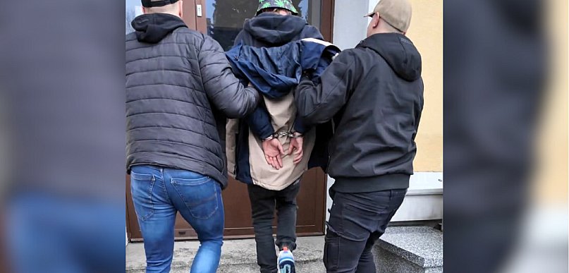 Kosztowne spotkanie rodzinne. Okradł swojego kuzyna i wyszedł bez słowa