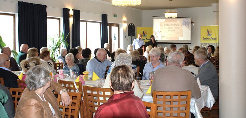 "Przy wielkanocnym stole" - Wyjątkowe spotkanie seniorów w Dolsku