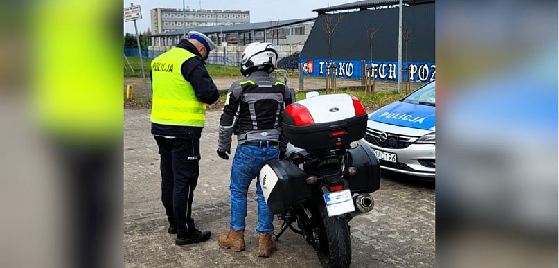 Dwóch kierowców z odebranym prawem jazdy! Policja z raportem ze śremskich dróg