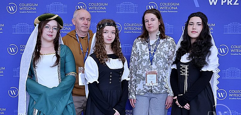 Kolejne dobre wieści z Ogólniaka. W tle burmistrz Dolska