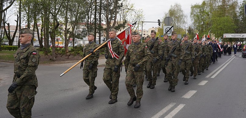 Relacja z obchodów Dnia Pamięci Ofiar Zbrodni Katyńskiej w Śremie