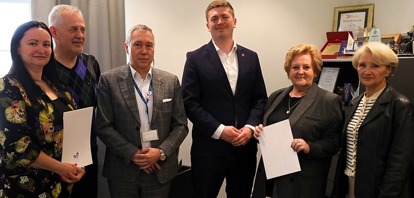 Śremskie ogrody działkowe ze wsparciem! Kolejne dotacje dla ROD podpisane