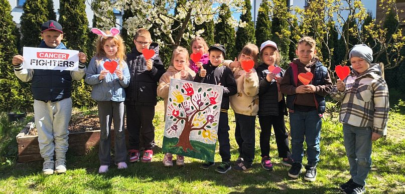 Śremskie Przedszkolaki z wielką empatią! Wystawili obraz dla Cancer Fighters
