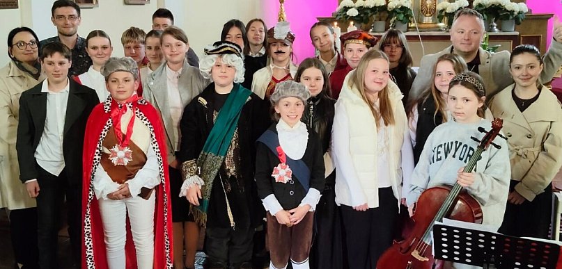 Patriotyczne przedstawienie w Mórce - Bodzyniewo uczciło Konstytucję 3-go maja