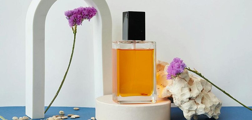 Czym się kierować, wybierając perfumy na prezent? 5 wskazówek