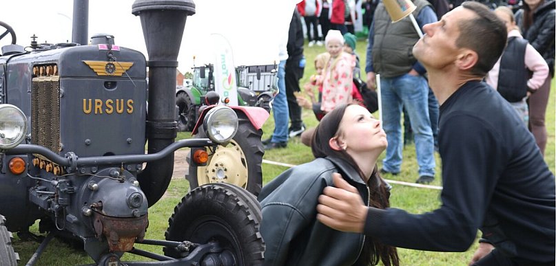 Traktor SHOW w Kołacinie- od nowoczesnych maszyn po Turniej Sołectw!