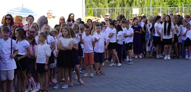 Uroczystości zakończenia roku szkolnego w Śremie - Tak żegnano uczniów w SP6