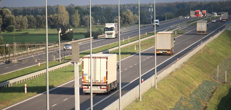 Dramatyczne zdarzenie na drodze S5! Mężczyzna skoczył z wiaduktu