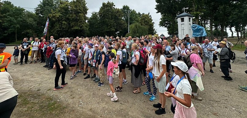 373. Piesza Pielgrzymka dotarła do Borku Wlkp.! Śremianie przeszli Maryjny szlak